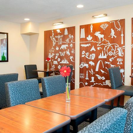 Towneplace Suites Indianapolis Park 100 Bagian luar foto