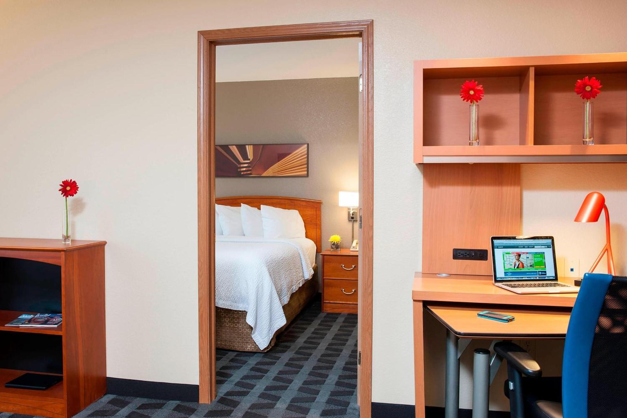 Towneplace Suites Indianapolis Park 100 Bagian luar foto